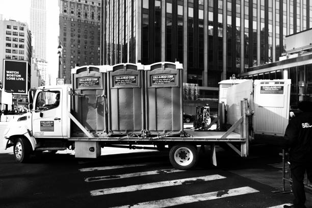 Best Portable restroom trailer rental  in Morris, AL